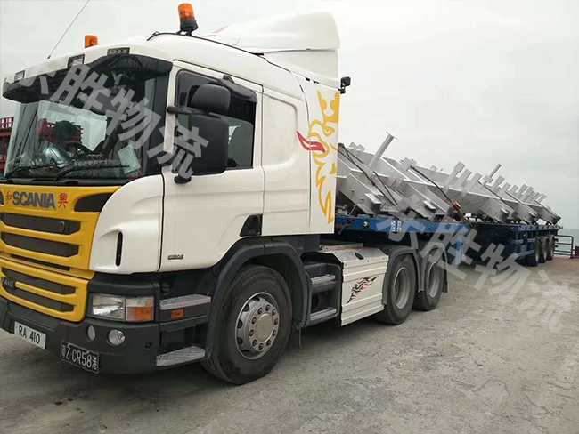 什么是工程運(yùn)輸車輛？工程運(yùn)輸車輛到香港需要注意哪些？深圳到香港物流,香港物流專線,深圳香港進(jìn)出口,中港物流,香港深圳貨運(yùn)運(yùn)輸-深圳市東勝物流有限公司