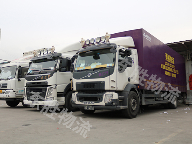 中港噸車，香港噸車，中港噸車運(yùn)輸?shù)较愀?，中港噸車到香港物流專線--東勝物流，深圳到香港物流,香港物流專線,深圳香港進(jìn)出口,中港物流,香港深圳貨運(yùn)運(yùn)輸-深圳市東勝物流有限公司