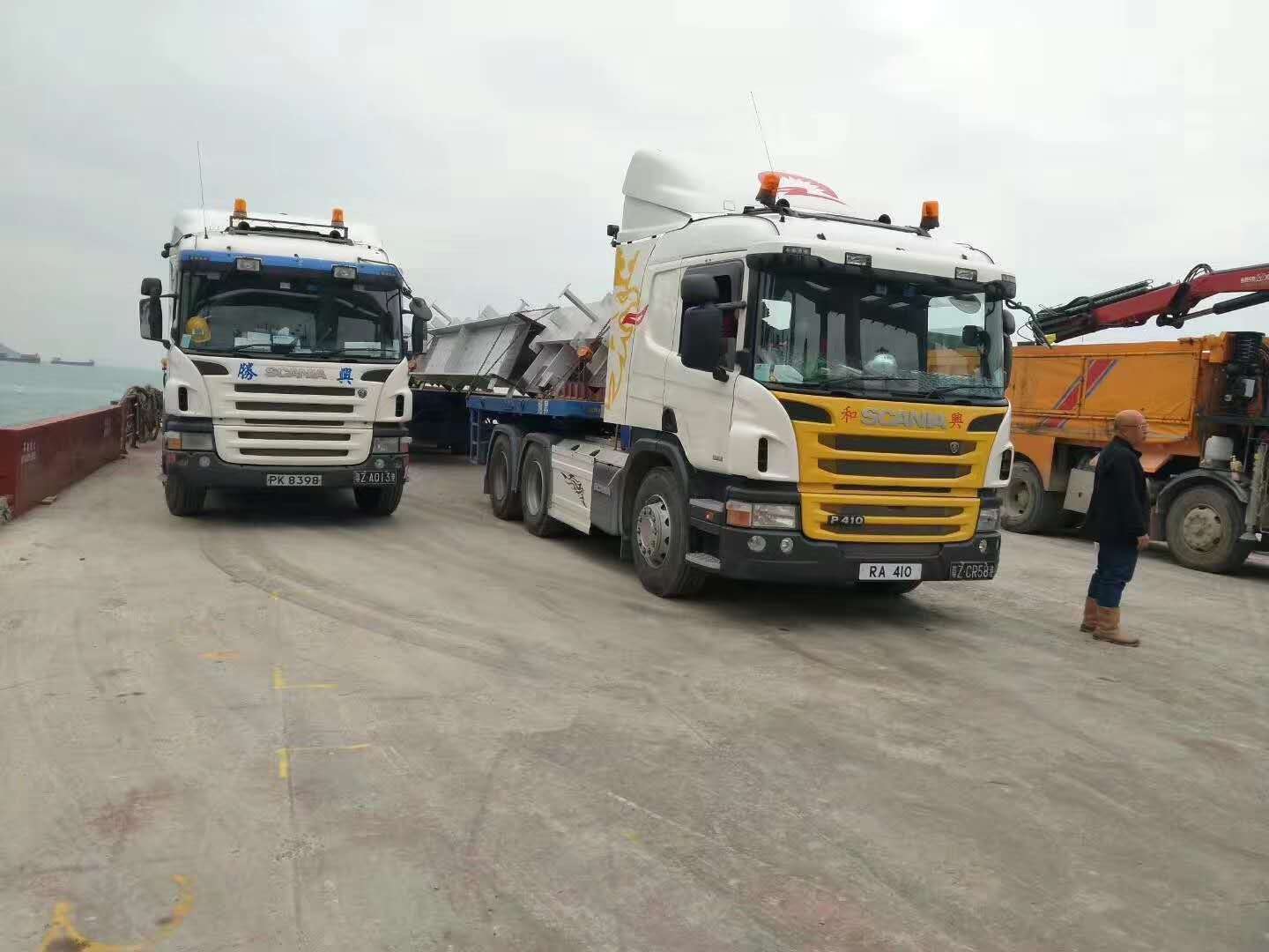 廣州到香港項目工程水泥預(yù)制件運輸案例，廣州到香港物流專線，廣州發(fā)貨到香港，廣州發(fā)香港物流，廣州到香港物流，廣州到香港物流運輸