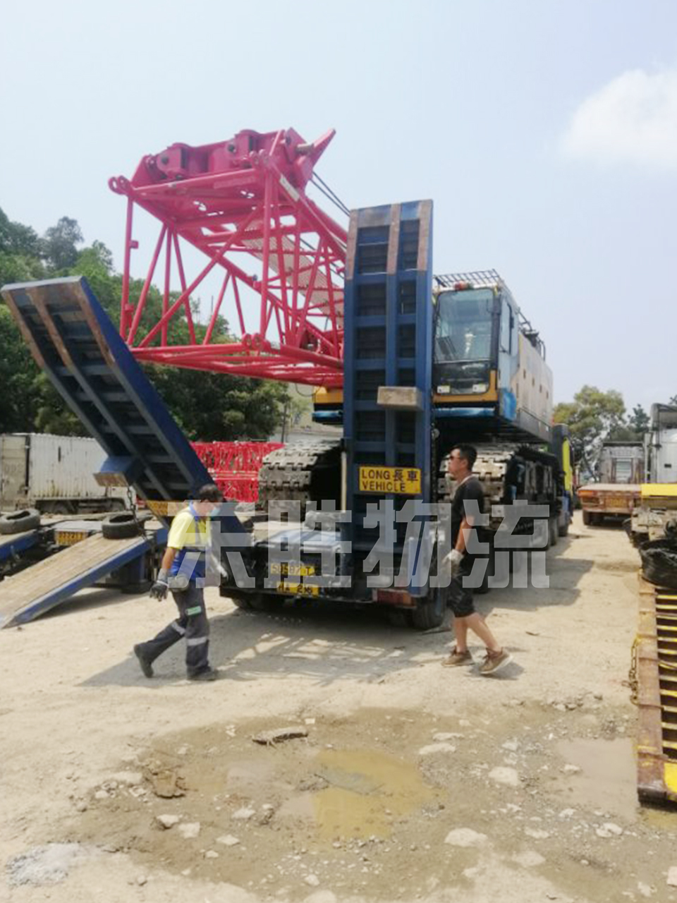 佛山到香港物流，佛山到香港貨運(yùn)公司-深圳東勝物流中港平板車運(yùn)輸案例